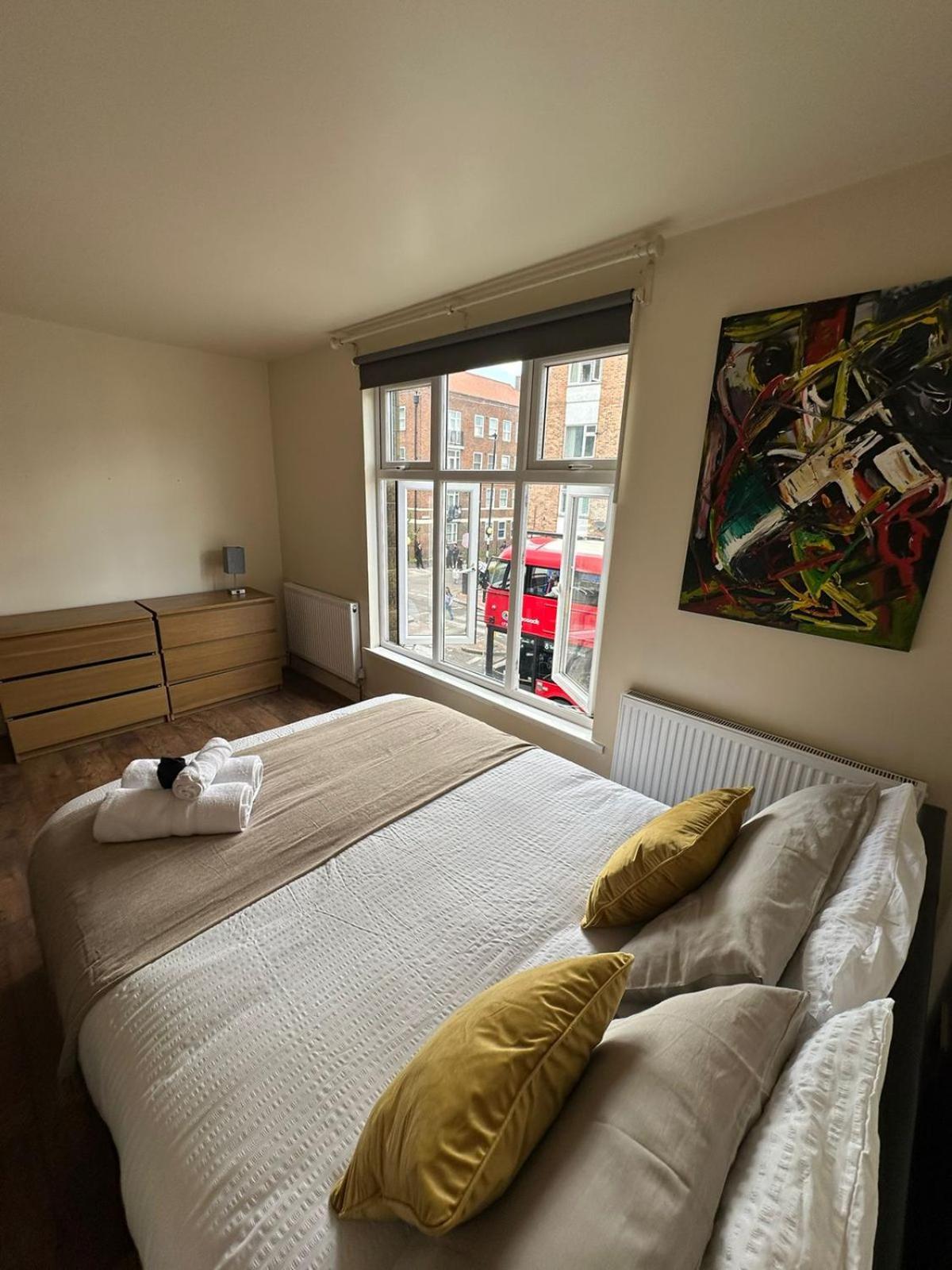 Ensuite Room Shoreditch Лондон Экстерьер фото